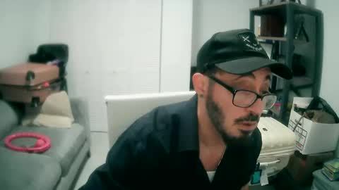 Snapshot of tuscan_taurus chatting on February 2025 07:54:02 AM tuscan_taurus online show from February 2025 07:54:02 AM