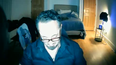 Snapshot of tuscan_taurus chatting on October 2025 07:07:02 AM tuscan_taurus online show from October 2025 07:07:02 AM