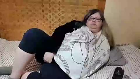 Lana online show from February 2025 04:21:01 AM