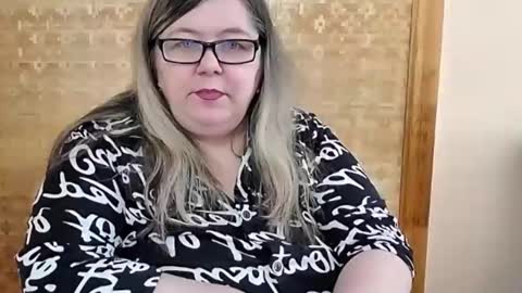 Lana online show from February 2025 03:52:01 AM