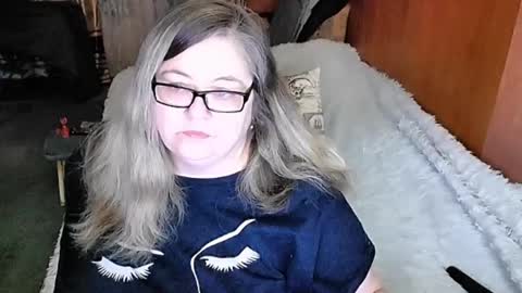 Lana online show from February 2025 10:43:02 PM