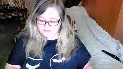 Lana online show from February 2025 10:58:01 PM