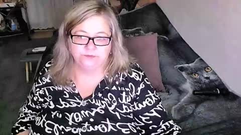 Lana online show from September 2025 11:27:01 PM