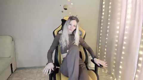 Snapshot of tvoikaif chatting on March 2025 04:19:01 AM tvoikaif online show from March 2025 04:19:01 AM