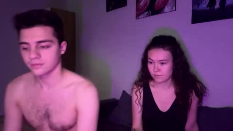 Twin Flame online show from October 2025 04:40:02 PM