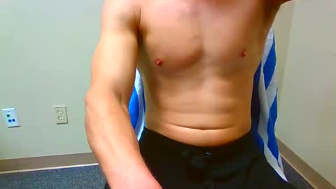 Snapshot of twayne29x chatting on December 2024 09:58:02 PM twayne29x online show from December 2024 09:58:02 PM