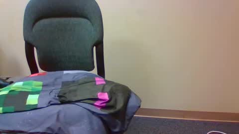 Snapshot of twayne29x chatting on February 2025 08:42:02 AM twayne29x online show from February 2025 08:42:02 AM