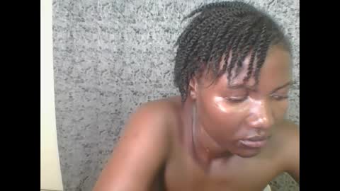 Snapshot of twerker_lyly chatting on September 2025 05:09:01 AM twerker_lyly online show from September 2025 05:09:01 AM