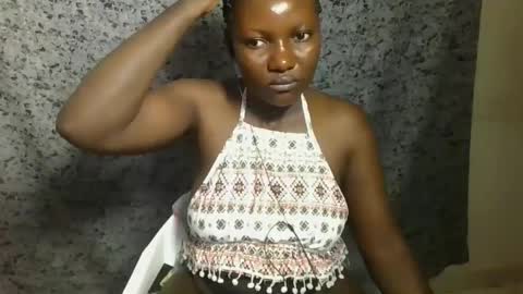 Snapshot of twerker_lyly chatting on October 2025 07:56:02 PM twerker_lyly online show from October 2025 07:56:02 PM