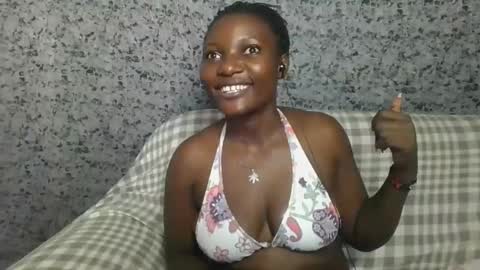 Snapshot of twerker_lyly chatting on October 2025 07:20:02 AM twerker_lyly online show from October 2025 07:20:02 AM