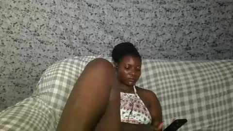 Snapshot of twerker_lyly chatting on October 2025 05:18:02 AM twerker_lyly online show from October 2025 05:18:02 AM