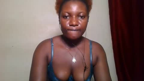 Snapshot of twerker_lyly chatting on November 2025 06:29:01 PM twerker_lyly online show from November 2025 06:29:01 PM