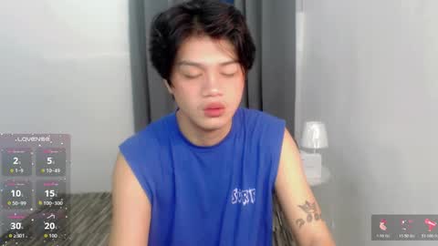 Snapshot of twink_blaze chatting on November 2025 09:47:01 PM BLAZE online show from November 2025 09:47:01 PM