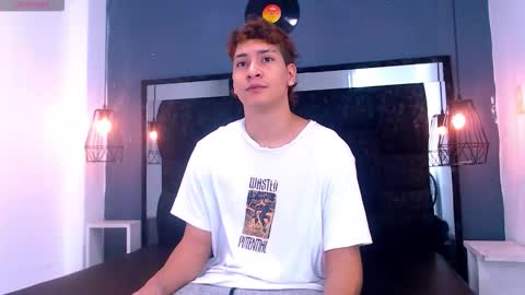 Snapshot of twink_bunny chatting on February 2026 04:23:02 AM samu online show from February 2026 04:23:02 AM