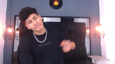 Snapshot of twink_bunny chatting on March 2026 04:19:01 AM samu online show from March 2026 04:19:01 AM