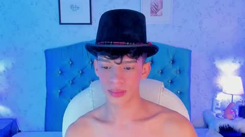 Snapshot of twink_lion chatting on December 2024 02:16:02 PM Lion online show from December 2024 02:16:02 PM