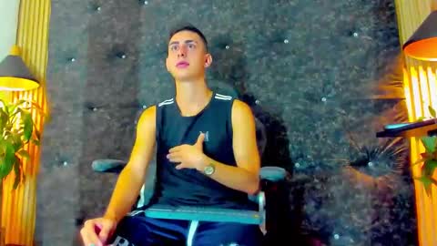 twink_scott19 online show from November 2025 09:48:02 PM