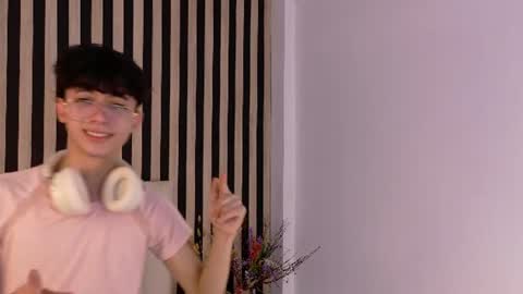 Sebastin online show from June 2026 07:19:01 PM