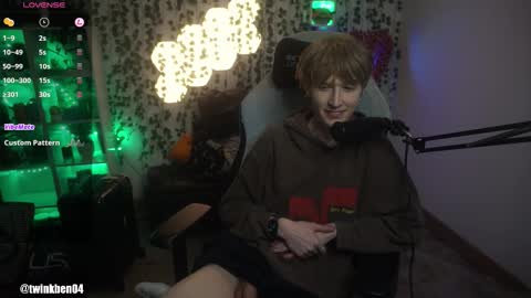 Snapshot of twinkben04 chatting on October 2025 08:06:02 PM Ben online show from October 2025 08:06:02 PM