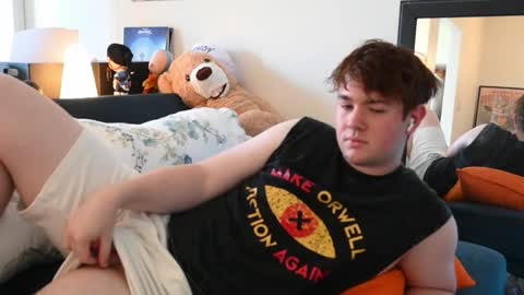 Charlie online show from December 2025 07:37:01 AM