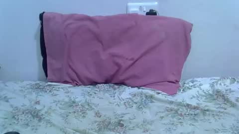 Snapshot of twinkle_tia chatting on September 2025 02:18:02 PM BABY TIA online show from September 2025 02:18:02 PM