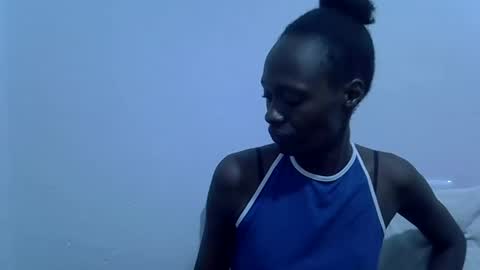 Snapshot of twinkle_tia chatting on September 2025 12:25:02 AM BABY TIA online show from September 2025 12:25:02 AM