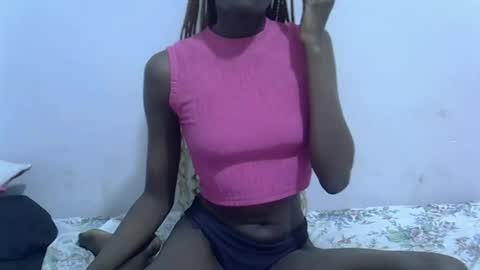 Snapshot of twinkle_tia chatting on October 2025 08:34:02 AM BABY TIA online show from October 2025 08:34:02 AM