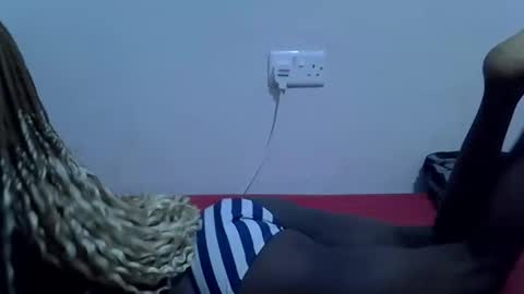 Snapshot of twinkle_tia chatting on October 2025 04:51:01 PM BABY TIA online show from October 2025 04:51:01 PM