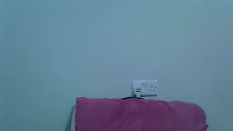 Snapshot of twinkle_tia chatting on October 2025 10:30:02 PM BABY TIA online show from October 2025 10:30:02 PM