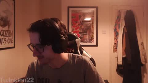 Lou online show from April 2026 10:15:01 PM