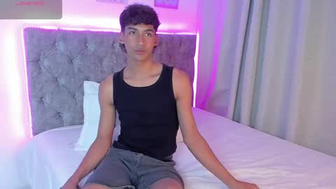 twinksboys_23 online show from May 2026 02:01:01 PM
