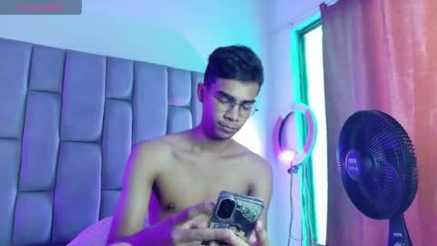 twinksecrets_ online show from April 2026 12:29:02 PM