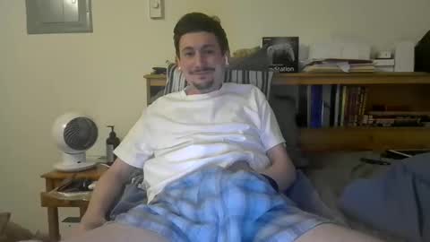 TwinkyMcgee online show from June 2026 05:42:01 AM