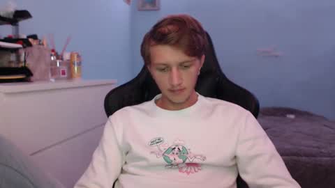 Snapshot of twinkyray chatting on October 2025 04:59:02 PM Ray online show from October 2025 04:59:02 PM