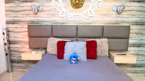 Snapshot of twinslovers_ chatting on October 2025 10:15:01 PM twinslovers_ online show from October 2025 10:15:01 PM