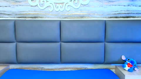 Snapshot of twinslovers_ chatting on October 2025 11:07:01 PM twinslovers_ online show from October 2025 11:07:01 PM