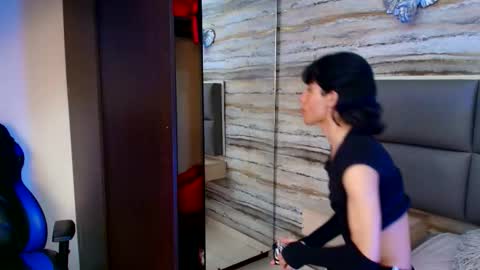 Snapshot of twinslovers_ chatting on November 2025 03:38:01 AM twinslovers_ online show from November 2025 03:38:01 AM