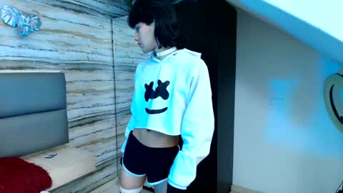 Snapshot of twinslovers_ chatting on November 2025 01:27:01 AM twinslovers_ online show from November 2025 01:27:01 AM