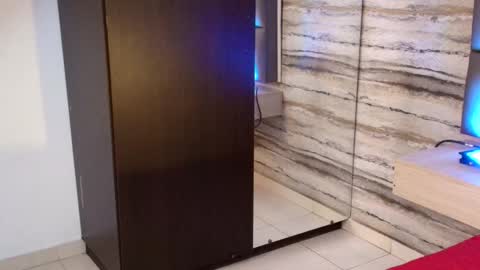 Snapshot of twinslovers_ chatting on December 2025 03:34:01 AM twinslovers_ online show from December 2025 03:34:01 AM