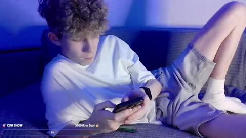 TwiShadow online show from March 2026 08:01:01 PM