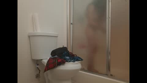 Snapshot of twistedlilpunk chatting on February 2025 12:59:01 AM twistedlilpunk online show from February 2025 12:59:01 AM