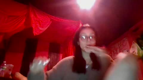Snapshot of twizzytoxic22 chatting on June 2026 04:04:02 AM twizzytoxic22 online show from June 2026 04:04:02 AM