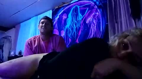 Twocrazy85 online show from February 2026 07:56:01 AM