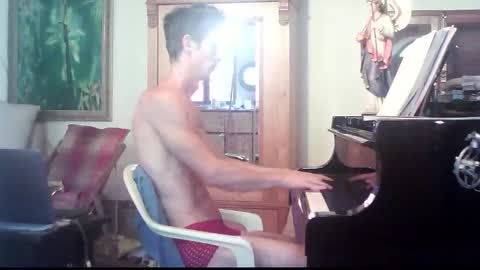 TobeBritta online show from December 2025 08:26:01 PM