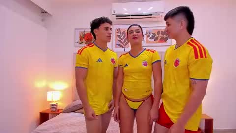 Sara LoenardNataly and Emilio online show from June 2026 02:21:01 AM