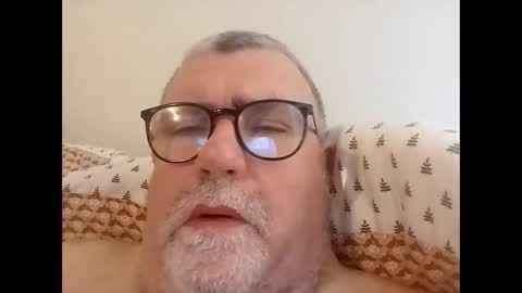 twohats2810 online show from March 2026 10:04:02 AM