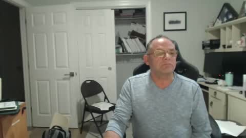 Snapshot of twopeopleinlove chatting on February 2025 10:59:02 AM Twopeopleinlove online show from February 2025 10:59:02 AM