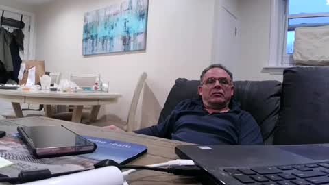 Snapshot of twopeopleinlove chatting on February 2025 10:20:02 PM Twopeopleinlove online show from February 2025 10:20:02 PM