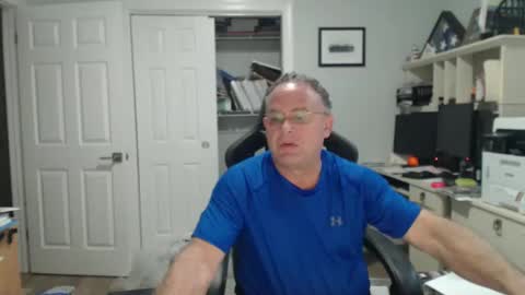 Snapshot of twopeopleinlove chatting on October 2025 10:01:01 AM Twopeopleinlove online show from October 2025 10:01:01 AM