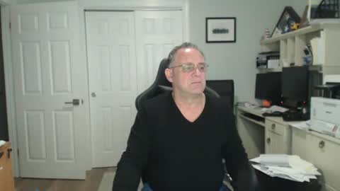 Snapshot of twopeopleinlove chatting on January 2026 11:36:02 AM Twopeopleinlove online show from January 2026 11:36:02 AM